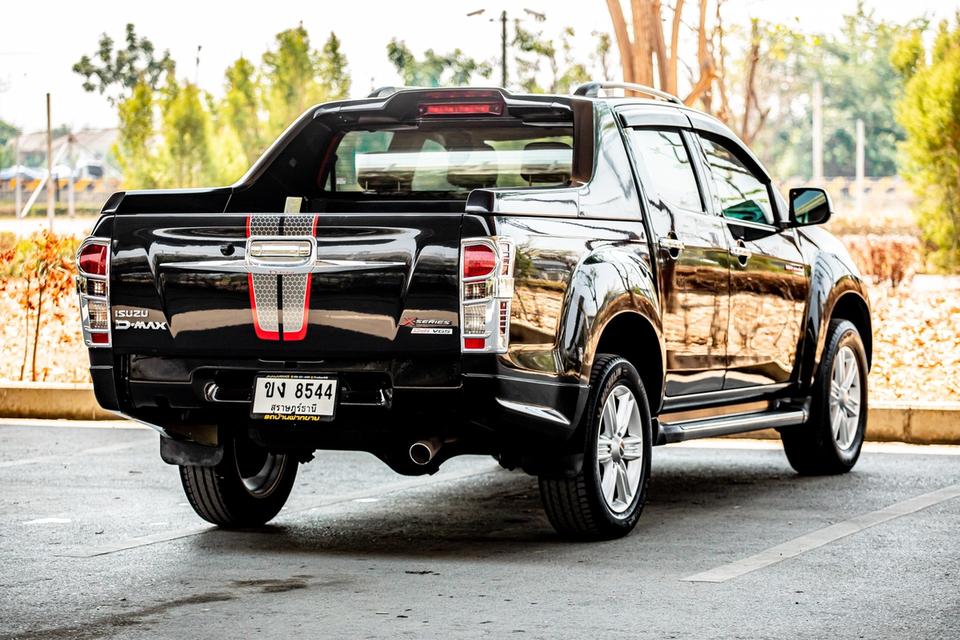 Isuzu Hi-lander Double Cab 2.5 X-Series สีดำ เกียร์ MT ปี 2013  6