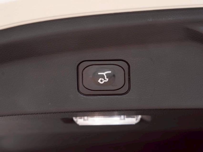 Ford Everest 2.0 Sport ปีจด 2025 12