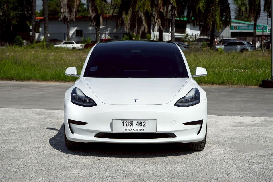 Model Y 2023 Long Range ไมล์ 69,000 km.