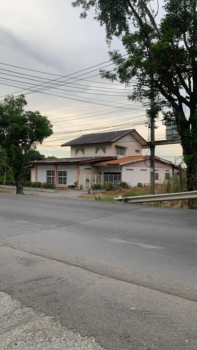 ขายบ้านพร้อมที่ดิน 200 ตารางวา ทำเลศักยภาพ หนองจอก ติดถนนใหญ่ เหมาะอยู่อาศัยและต่อยอดธุรกิจ 10