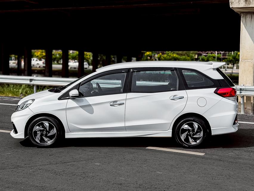 ฟรีดาวน์ Honda Mobilio 1.5 Rs ปี2015 รูปที่ 7