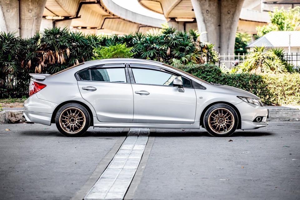 Honda Civic Fb 1.8S สีเทา ปี 2013 แท้ เกียร์ออโต้ มือเดียวป้ายแดง  6