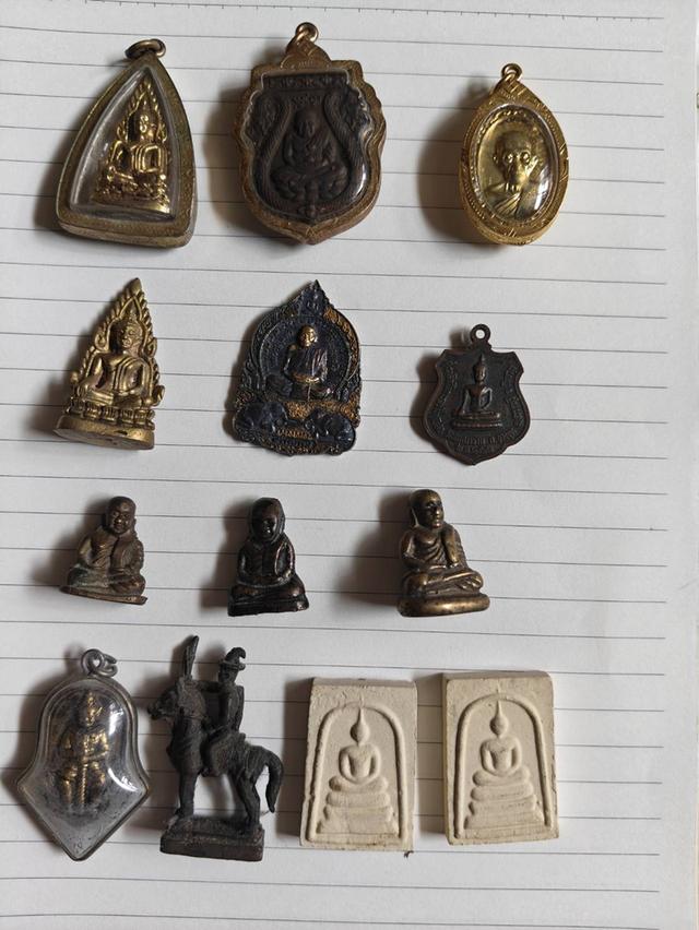 ขายพระรวมหลายหลวงพ่อ