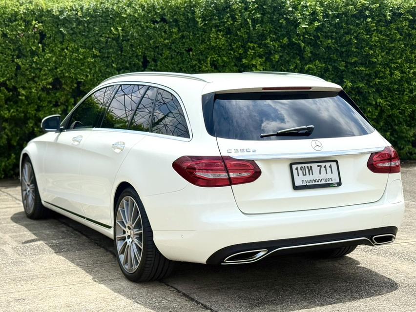 Benz C350e Estate AMG 2016 สีขาว 3