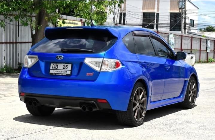 2011 Subaru Impreza 2.5 STI Turbo  AWD 5door 2