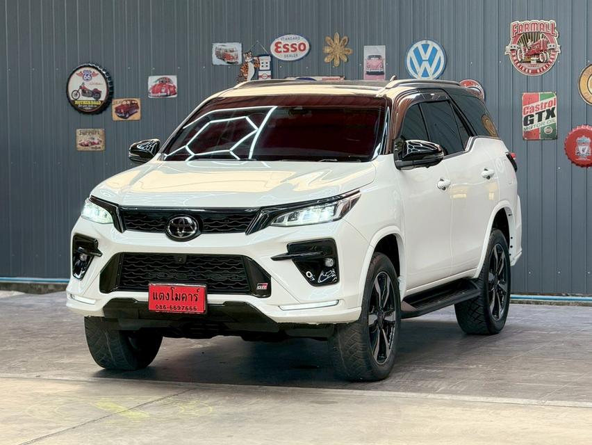 TOYOTA FORTUNER 2.8 GR Sport (Black Top) ปี 2022
