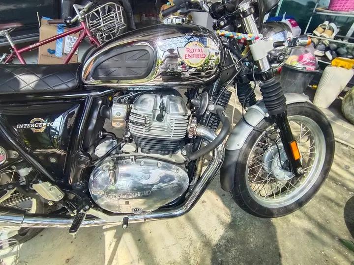 มอเตอร์ไซค์สวยๆราคาดี Royal Enfield Interceptor 650 4