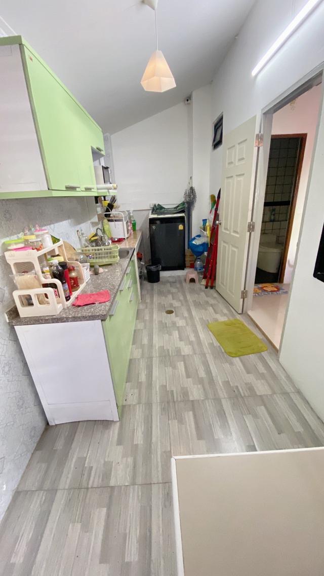 บ้าน ทาวน์เฮ้าส์ แถวประเวศ 9