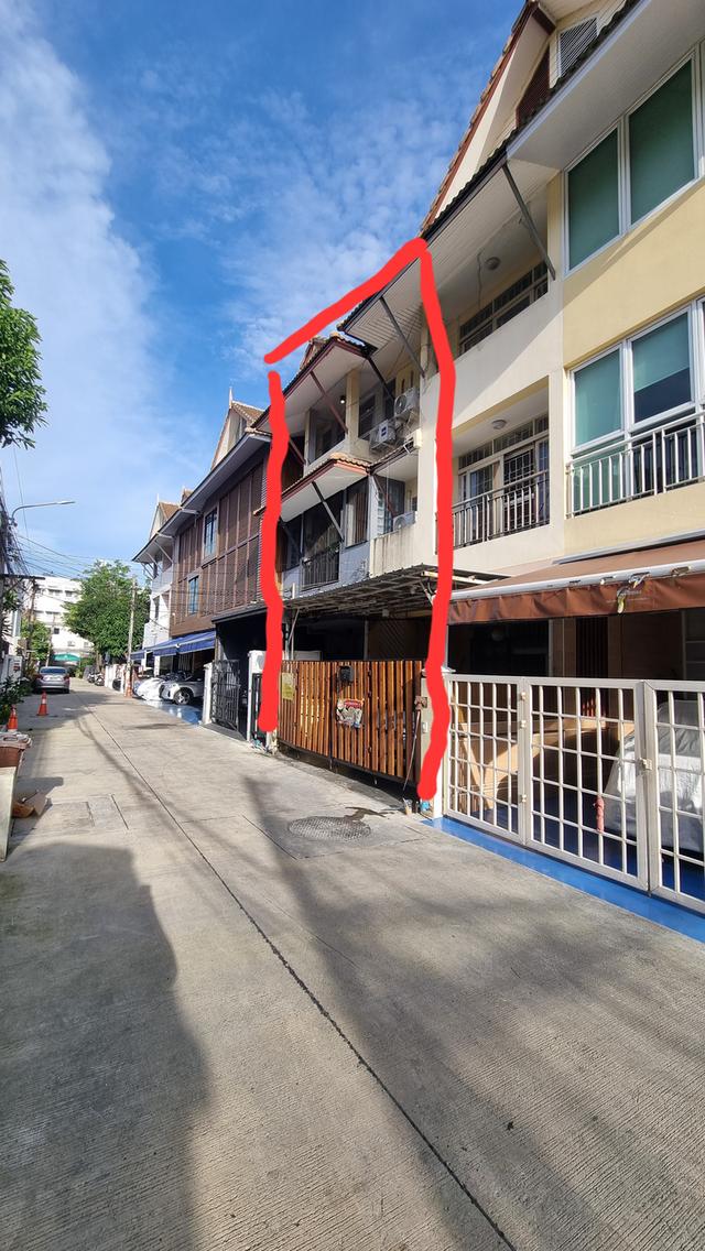ทาวเฮ้าส์เล่นระดับ 3.5 ชั้น 2