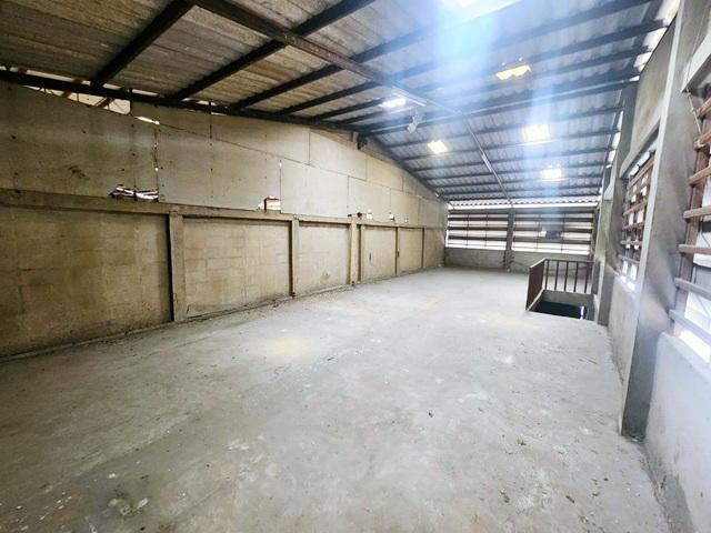 ประชาอุทิศ-บางครุ รถเทเลอร์ 18 ล้อเข้าได้ ถ.สุขสวัสดิ์ 62-72 ให้เช่าโกดัง และอาคาร2ชัั้น 600ตร.ม. 5