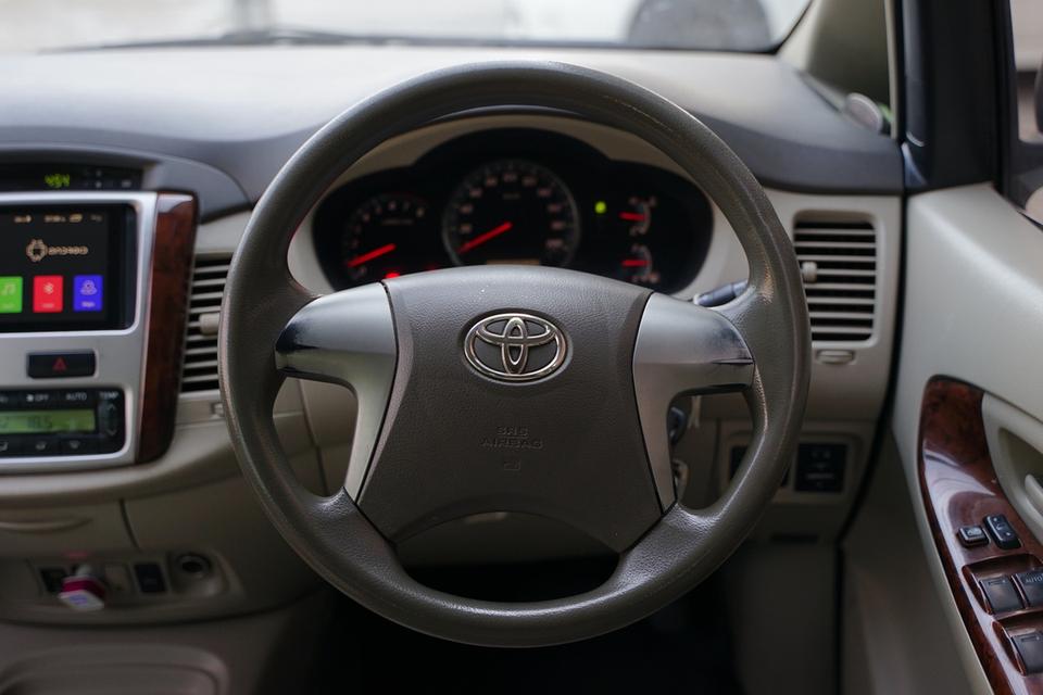 2013 TOYOTA INNOVA 2.0G 17