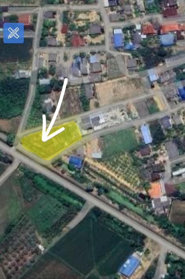 ขายที่ดิน กลางหมู่บ้าน เหมะสำหรับทำห้องเช่า 1