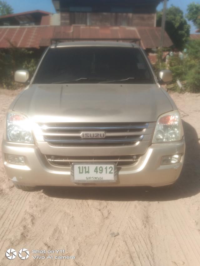 รถยนต์ isuzu d-max slx 2.5 ปี2005
