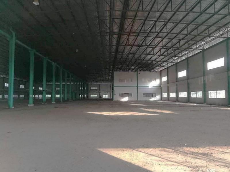 #ขายโรงงานใกล้ท่าเรือแหลมฉบัง ขนาดที่ดิน 30ไร่ มี 2โกดัง ขนาด 6500 ตรม และ 6700 ตรม //ความสูง 15เมตร 1