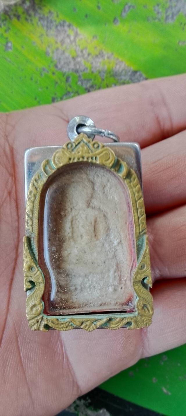 พระเครื่องทั่วไปเนื้อผงรูปถ่ายและเหรียญหล่อ รูปที่ 20