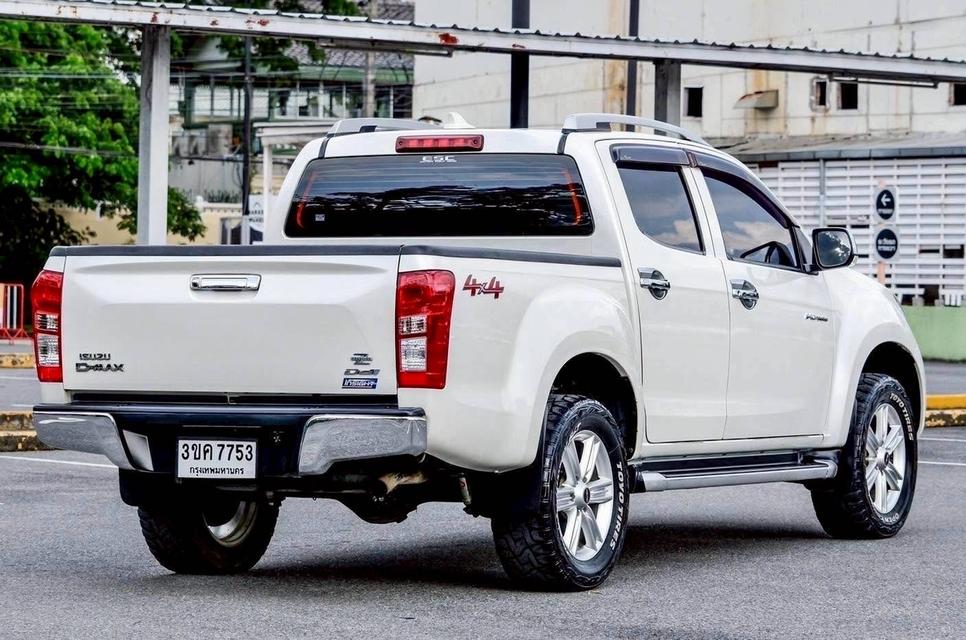 รหัสรถ PR7753 + ISUZU V-Cross 4x4 3.0DDI Z Prestige รถปลายปี 2016