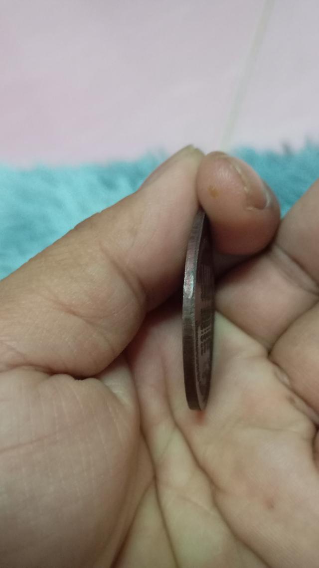 เหรียญพลิกดวง พระอ.สุริยันต์ รูปที่ 3