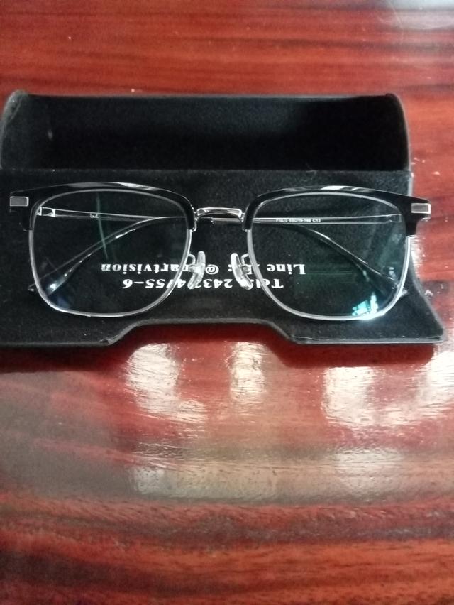 แว่นตา Smart vision เลนส์ transition ปรับสี อัตโนมัติ เมื่อถูกแสงUV กรองแสงสีฟ้า