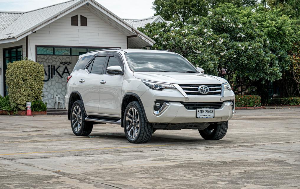 (แจ้งรหัสรถ CBL2508) 🚘Toyota FORTUNER 2.8 V 4WD SUV AT 2019 รูปที่ 4