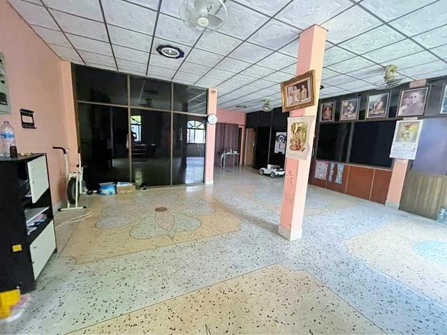 บ้านเดี่ยว 2ชั้น 6นอน 6น้ำ พร้อมโกดังโรงงานและลานจอดรถ ตลาดอ้อมน้อย 1.4กม. ถนนพุทธสาคร 255 ตร.ว. 500 ตร.ม. 2