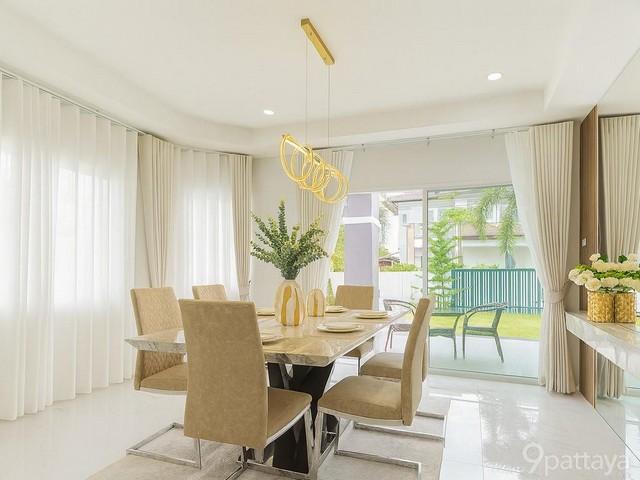 ขายบ้านเดี่ยว 2 ชั้น 116 ตร.ว. หมู่บ้านกรีนฟิลวิลล่า 2 (เขาน้อย) พร้อมสระว่ายน้ำ เฟอร์นิเจอร์ครบ 5