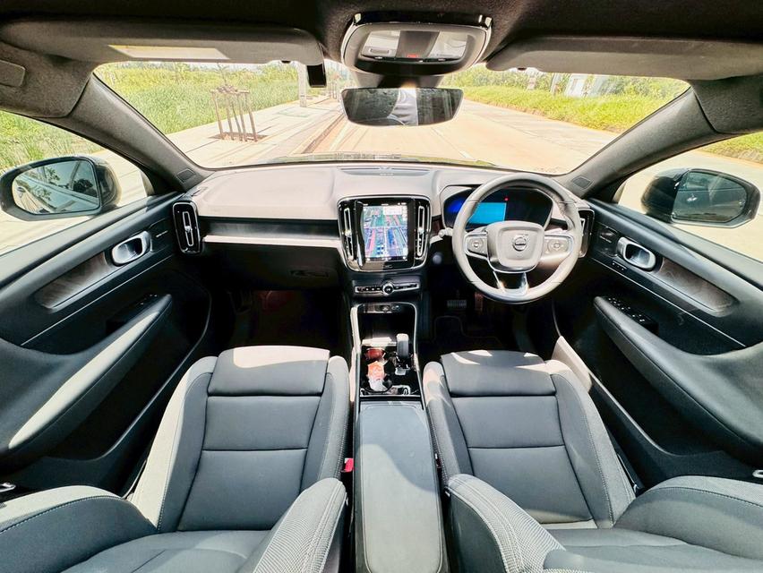 VOLVO C40 RECHARGE PURE ELECTRIC TWIN MOTOR 7