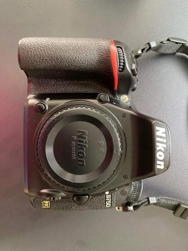 Nikon D750 พร้อมอุปกรณ์