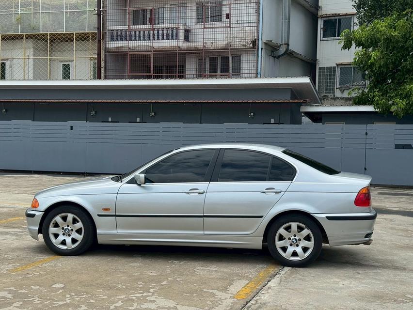 BMW 323I E46 2001 AT รูปย่อยที่ 4