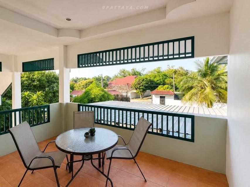 Urgent Sale — Large 2-Storey Detached House in Nong Pla Lai, PattayaUrgent sale at a special price. Owner needs to sell below market value 406sqw 3
