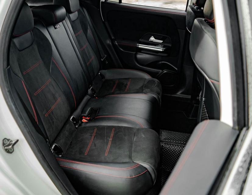 Benz GLA200 AMG Dynamic W247 ปี 2022 รูปที่ 12