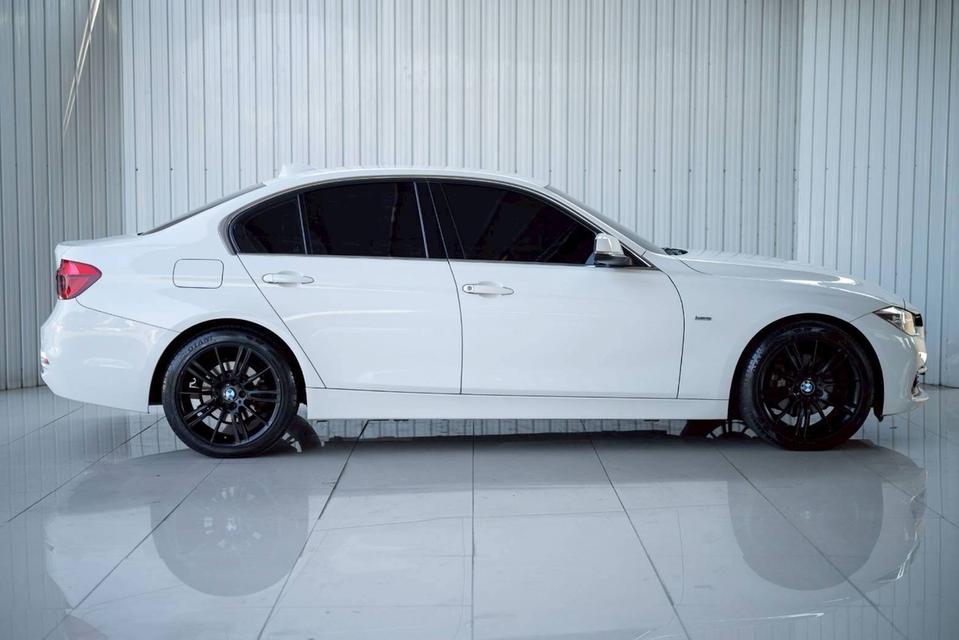 BMW 320d F30  ปี 2015 รูปที่ 7