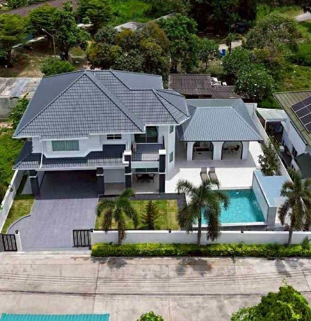 ขายบ้านเดี่ยวพร้อมสระว่ายน้ำ หมู่บ้านกรีนฟิลวิลล่า2(เขาน้อย) พร้อมเข้าอยู่ ใกล้สถานที่ท่องเที่ยว บางละมุง ชลบุรี. 2