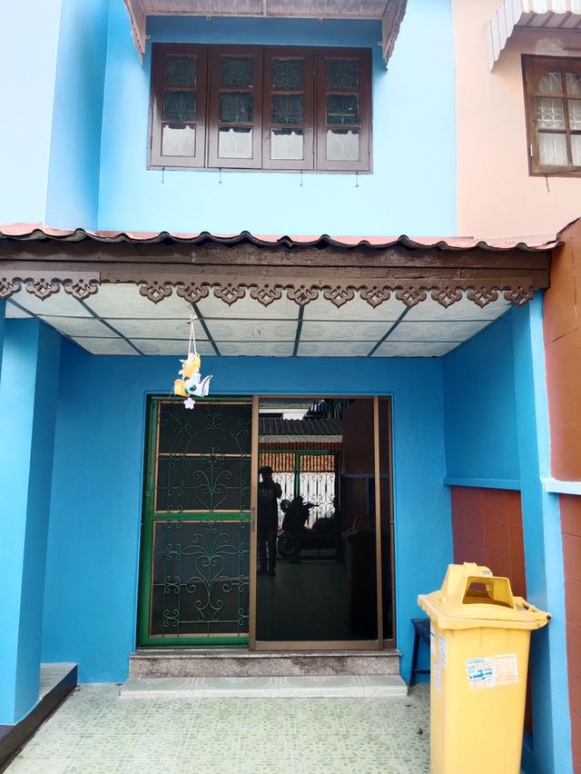 บ้านทาวน์เฮ้าส์ บางปูวิลล่า 20