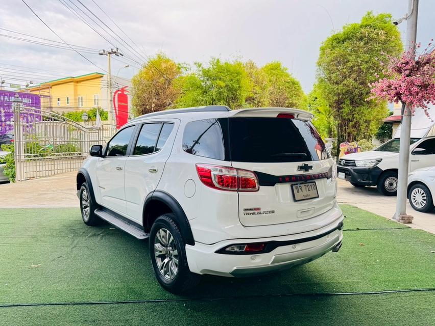 CHEVROLET TRAILBLAZER  รุ่น LTZ เครื่อง2.5cc. AUTO ปี 2019 ~ป้ายแดงขายเกือบ1.5ล้านบาท ~ประหยัดเงินไปถึง60%คะ ~จุดเด่นของคันนี้ ~ใช้น้อยไมล์แท้100%คะ  9