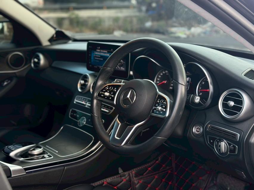 Mercedes-Benz C300e Avantgarde ปี 2019 15