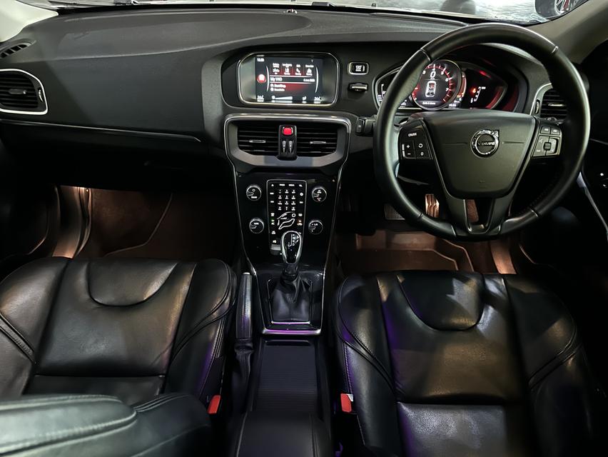 Volvo V40 T4 2.0 Turbo 2017 รูปที่ 9