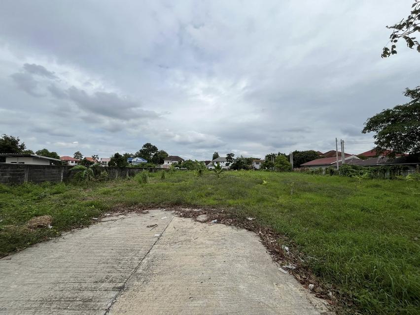 ขายที่ดินเปล่า ติดถนนอุทยาน (อักษะ) เดินทางได้ทั้ง ถนนพุทธมณฑลสาย 3 - ถนนพุทธมณฑลสาย 4 ขนาดที่ดิน 2 ไร่ 92.5 ตรว. 992.5 ตารางวา หน้ากว้างติดถนน 28 ม. 2