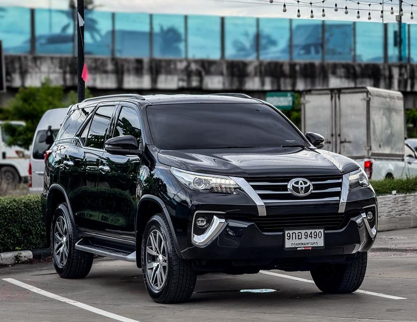 ขาย Toyota Fortuner 2.8V 4wd ปี20