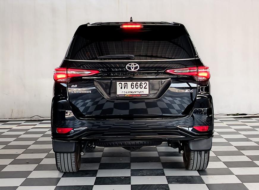 FORTUNER LEGENDER 2.8 4WD ปี 2021  ✅ ฟรีค่าจัด-ค่าโอน ✅ ฟรีประกันภัย ✅ ฟรี พรบ 5