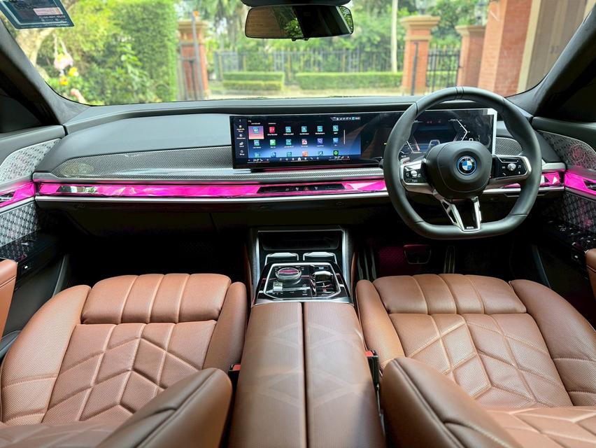 รหัสรถ PJP7287 📌2022 BMW i7 xDrive60 M-Sport (First Edition) 15