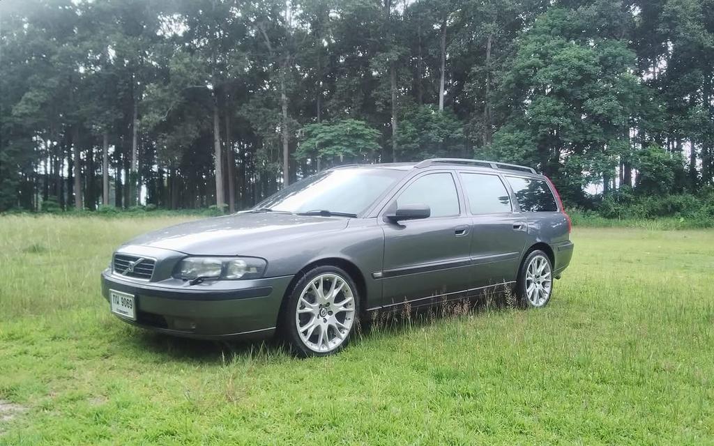 ส่งต่อรถบ้าน Volvo V70 ปี 2005 