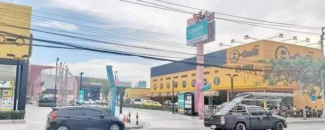 ขายและให้เช่าโฮมออฟฟิศ 3 ชั้น ติดถนนใหญ่ ทำเลดี เดินทางสดวกสบาย 9