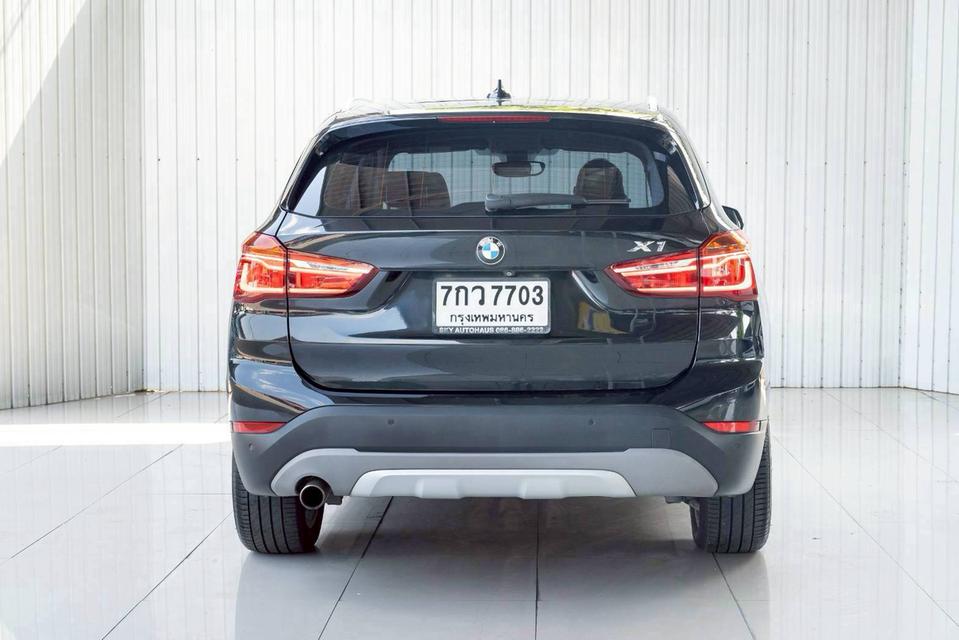 BMW X1 2.0 sDrive18d xLine ปี 2017 สีดำ โฉม F48 ปี16-23 รูปที่ 5