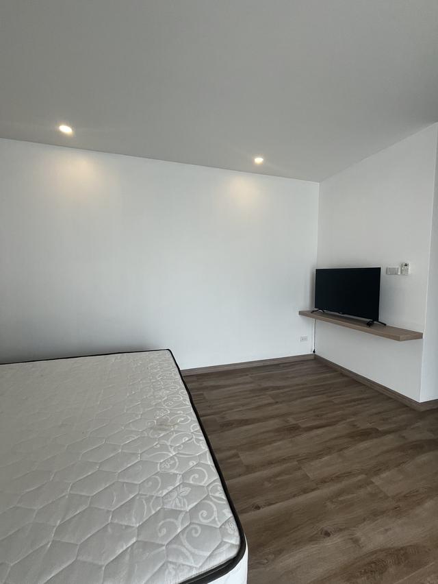 For Rent Pool Villa Pattaya  11