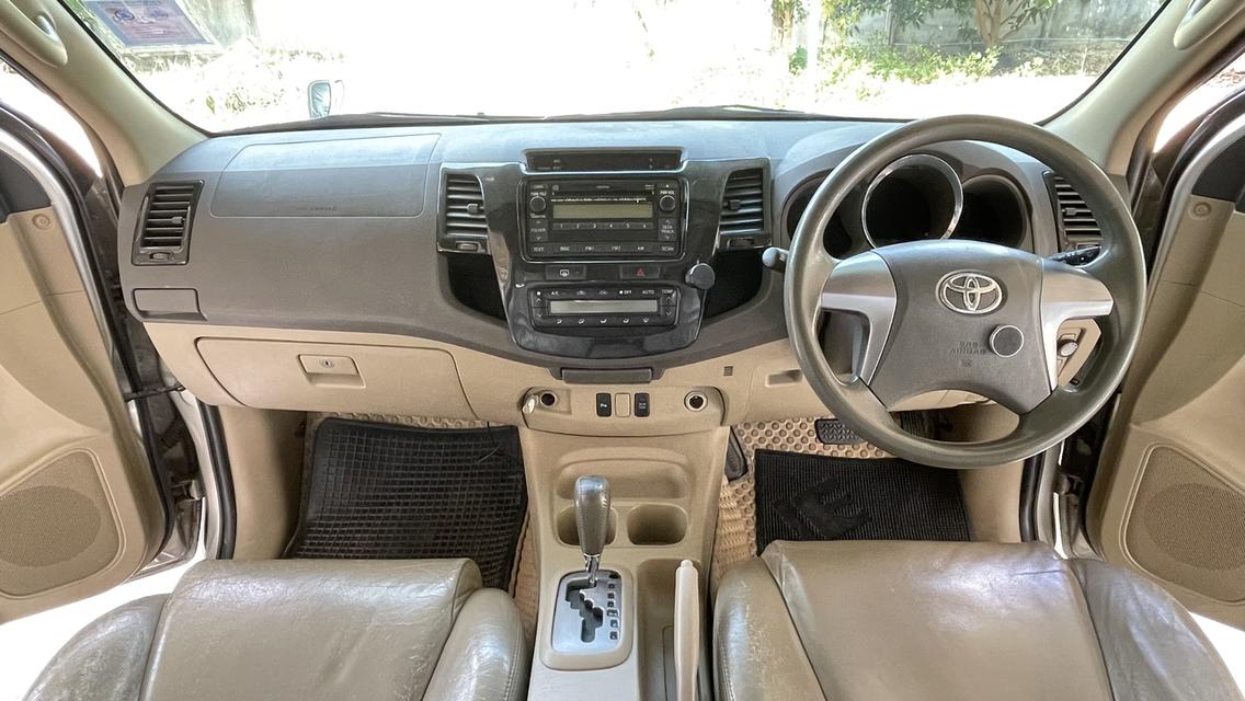Toyota Fortuner ปี2008 8