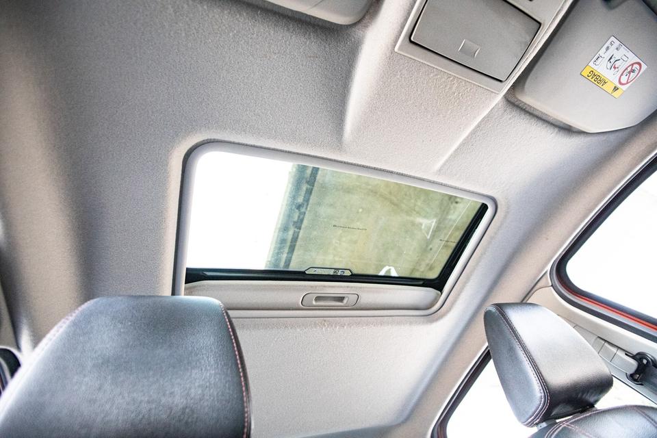 Ford EcoSport 1.5 Titanium Sunroof ปี 2015 สีส้ม 14