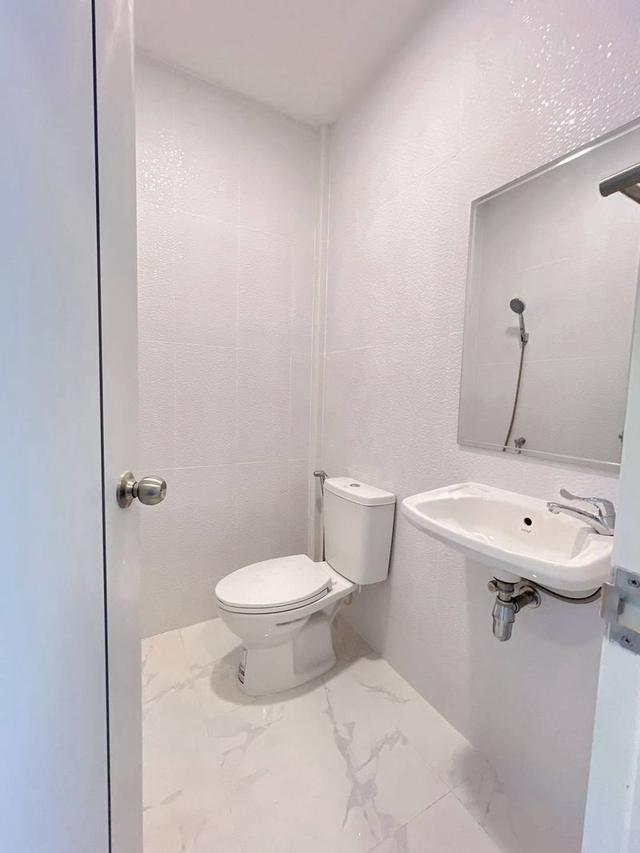 หมู่บ้านลภาวัล3  เสาธงหิน บางใหญ่ทาวน์เฮาส์ 2 ชั้น ตกแต่งใหม่พร้อมอยู่ ทำเลติดรถไฟฟ้า ใกล้เวสเกต ใกล้M81 6