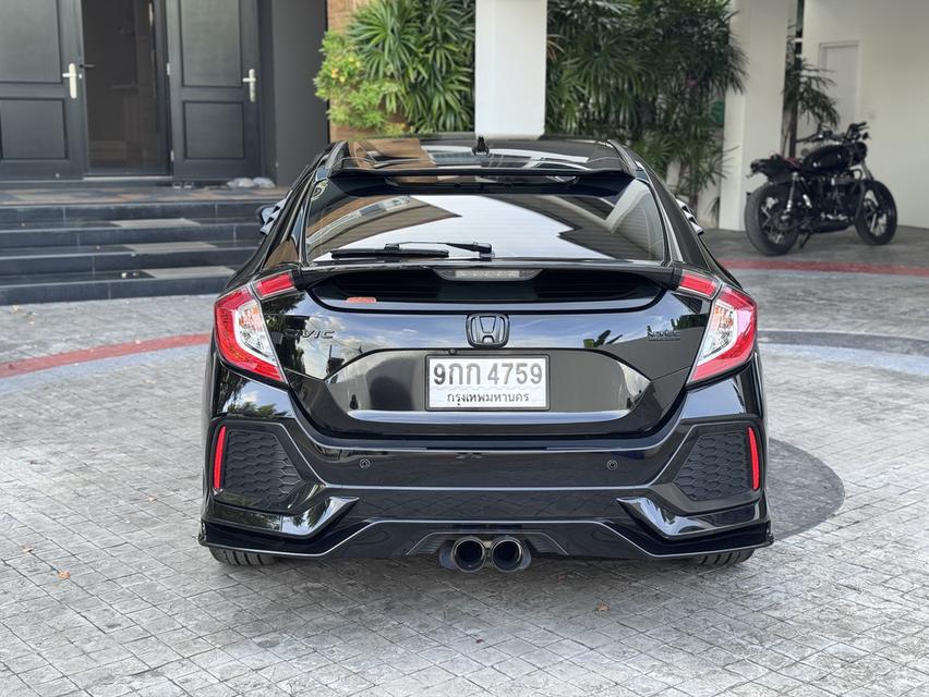 HONDA CIVIC FK 1.5 TURBO 2019 มือเดียวป้ายเเดงสีเดิมทั้งคัน