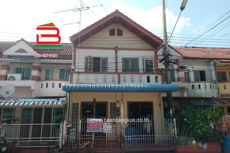 ทาวน์เฮาส์ หมู่บ้าน คัทลียาวิลล์ (ซอยลำลูกกา 49) เนื้อที่ 21 ตรว. ถนนลำลูกกา ตำบลลาดสวาย อำเภอลำลูกกา จังหวัดปทุมธานี 1
