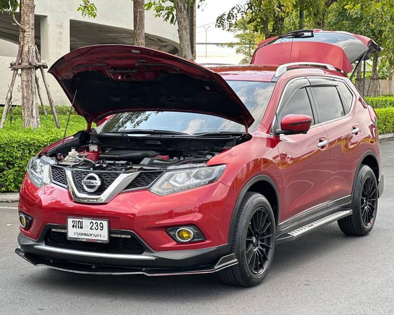 NISSAN X-TRAIL 2.0 V เกียร์ Auto 4WD 7 ที่นั่ง สีแดง ปี 2015 5